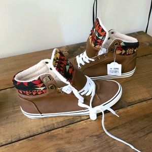 Graceland sneakers